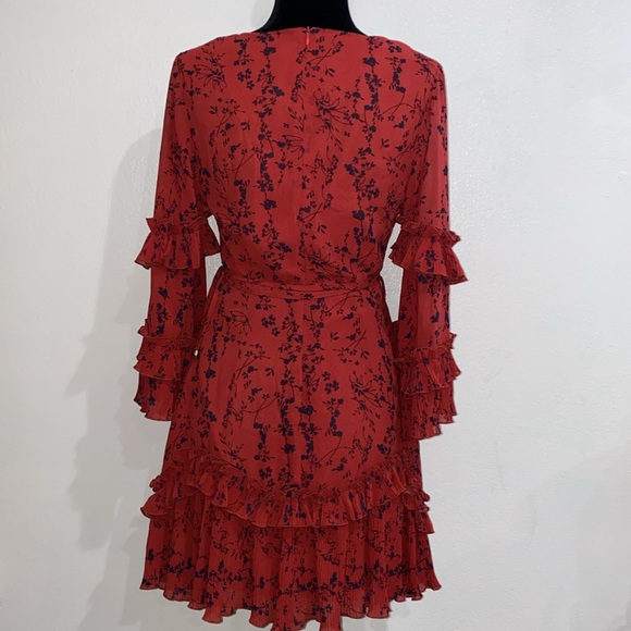 Saints + Secrets Red Ruffle Floral Dress M - Picture 4 of 6